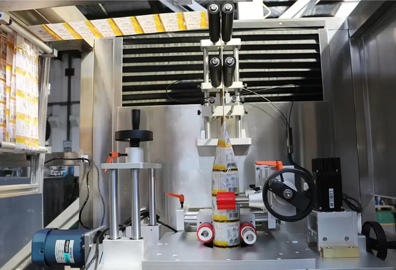 ម៉ាស៊ីនបាញ់ស្លាកស្វ័យប្រវត្តិ 9 automatic label dispenser 09