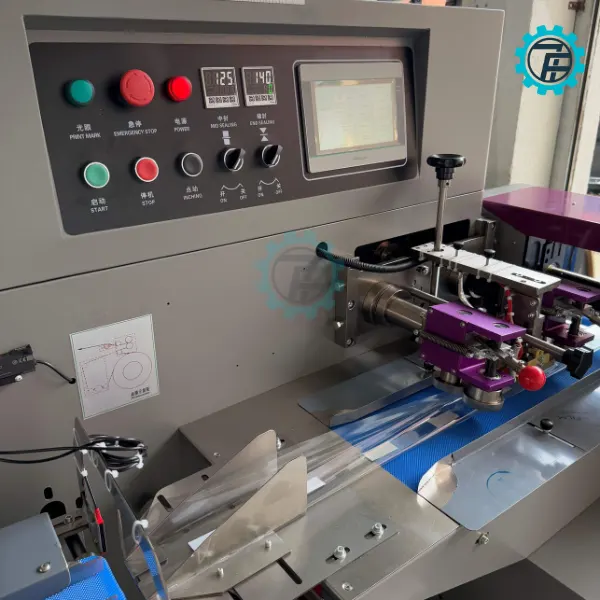 ម៉ាស៊ីនវេចខ្ចប់នំប៉័ង 19 may dong goi banh mi 03