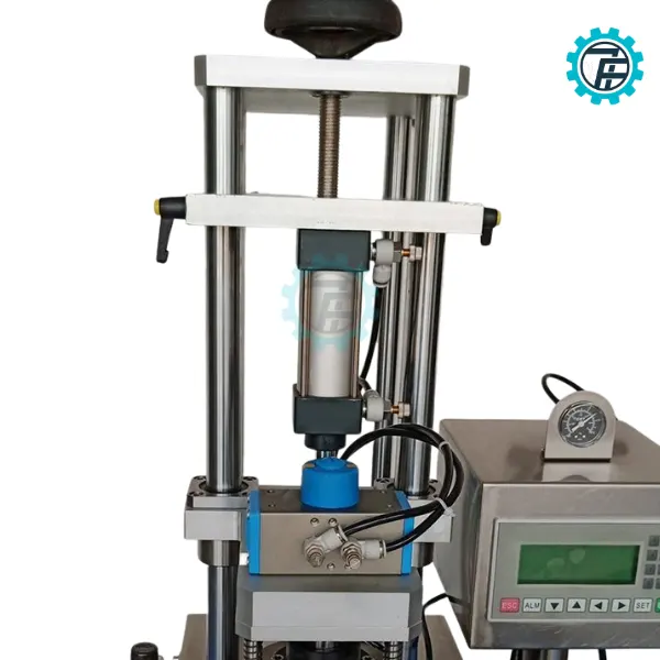 May dong nap chan khong ban tu dong 02