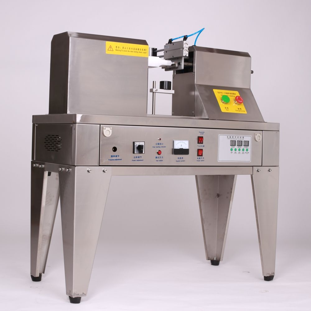 ម៉ាស៊ីនបិទជិតបំពង់ក្រែមប្លាស្ទិកពាក់កណ្តាលស្វ័យប្រវត្តិ