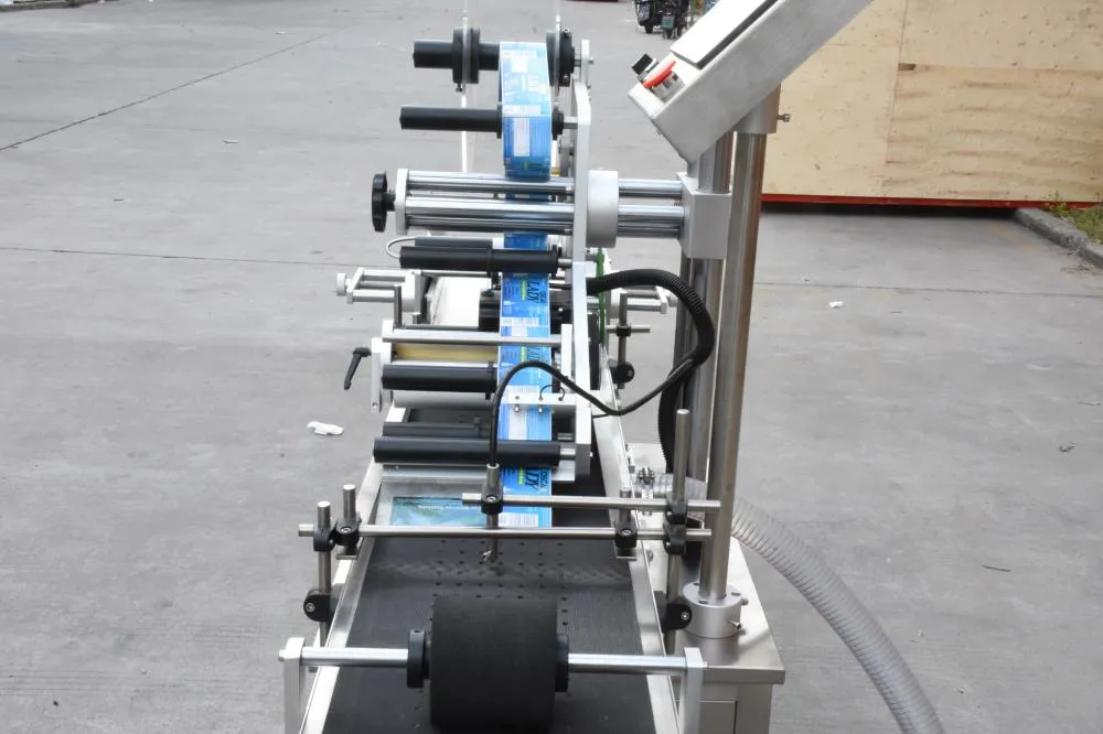 semi automatic flat surface labeling machine 07