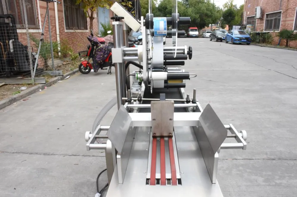 semi automatic flat surface labeling machine 08