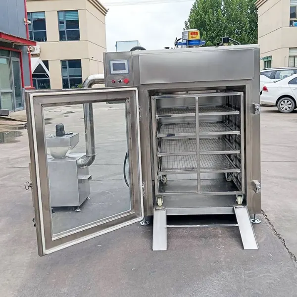 Lo hun khoi xuc xich 04