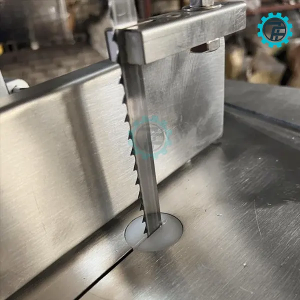 May cat xuong JG 300A 02