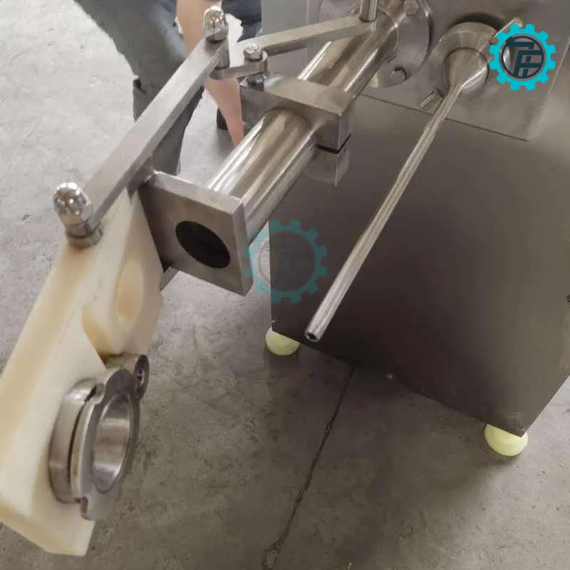 May dun xuc xich dinh luong tu dong QDC 2