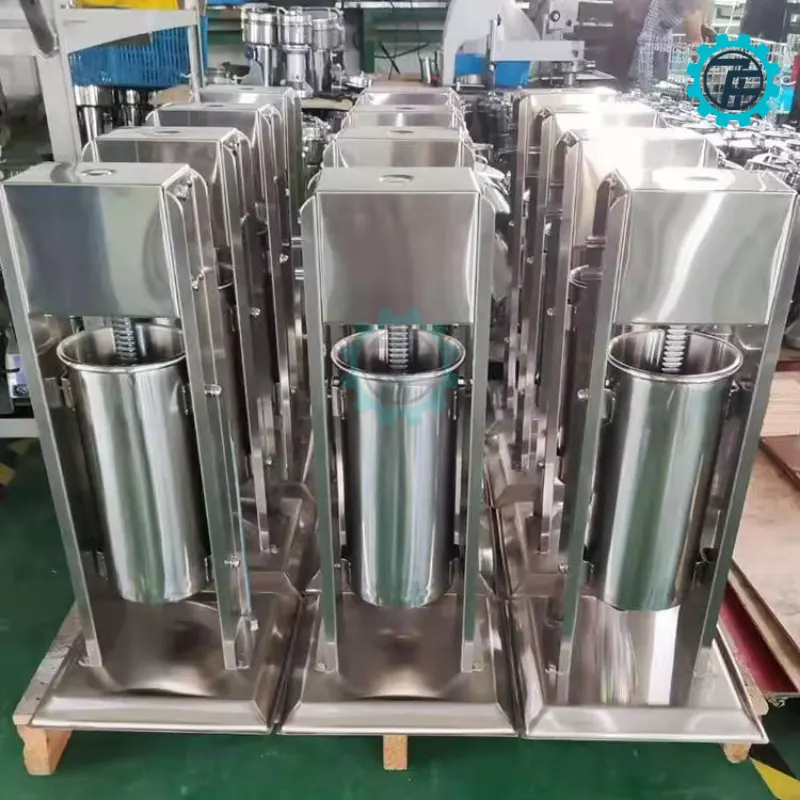 May dun xuc xich thu cong 4