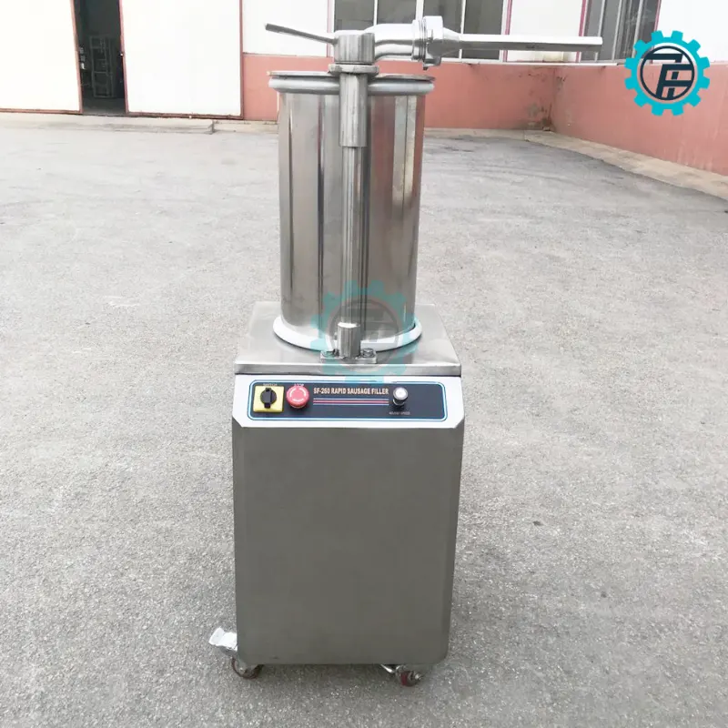 May dun xuc xich thuy luc SF 260 3