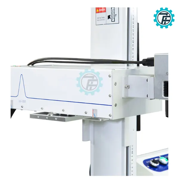 May khac laser UV 04