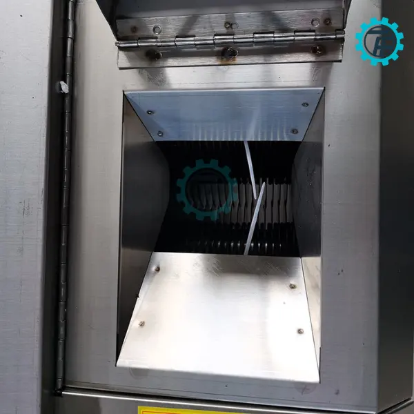 May thai thit PT 500 02