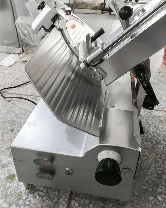 May thai thit tu dong SL 300E 1