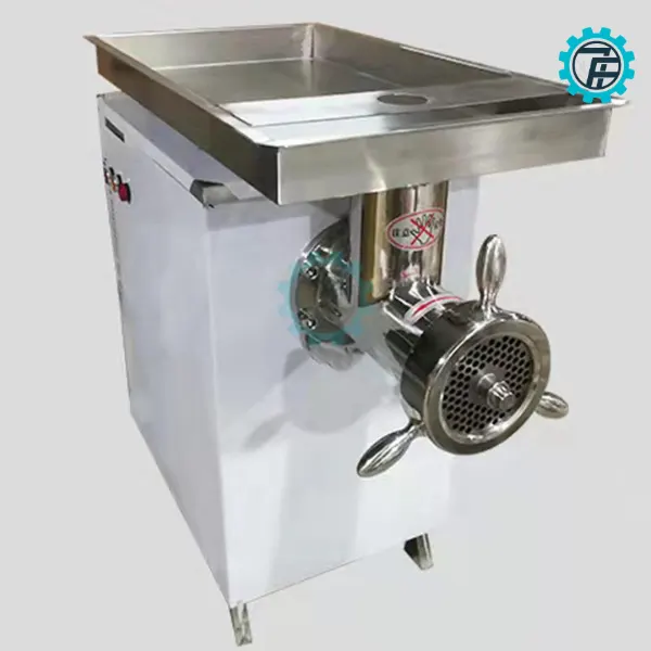 ម៉ាស៊ីន TC-42 មានការរចនាតូចស្រួលប្រើ រួមជាមួយកង់ដែលអាចផ្លាស់ទីបានយ៉ាងងាយស្រួល និងបត់បែន។