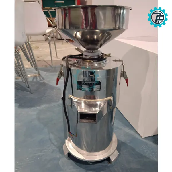 ឧបករណ៍កិននិងចម្រាញ់ទឹកដោះសណ្តែក