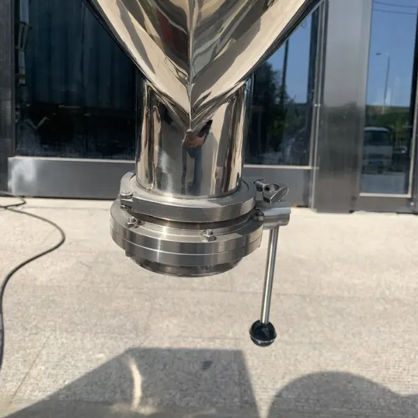 may tron bot chu V 1000 lit 04